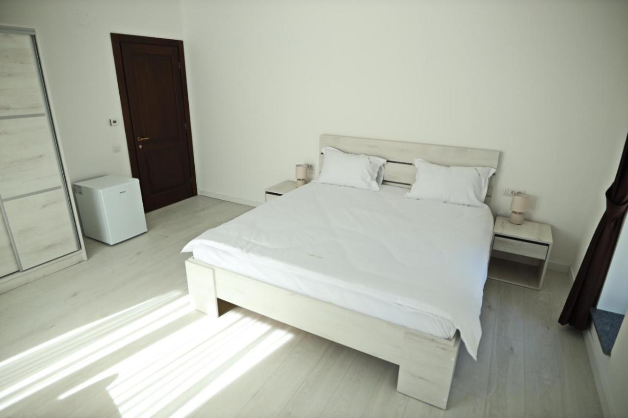 Apartament Casa Vys Piteszti Zewnętrze zdjęcie