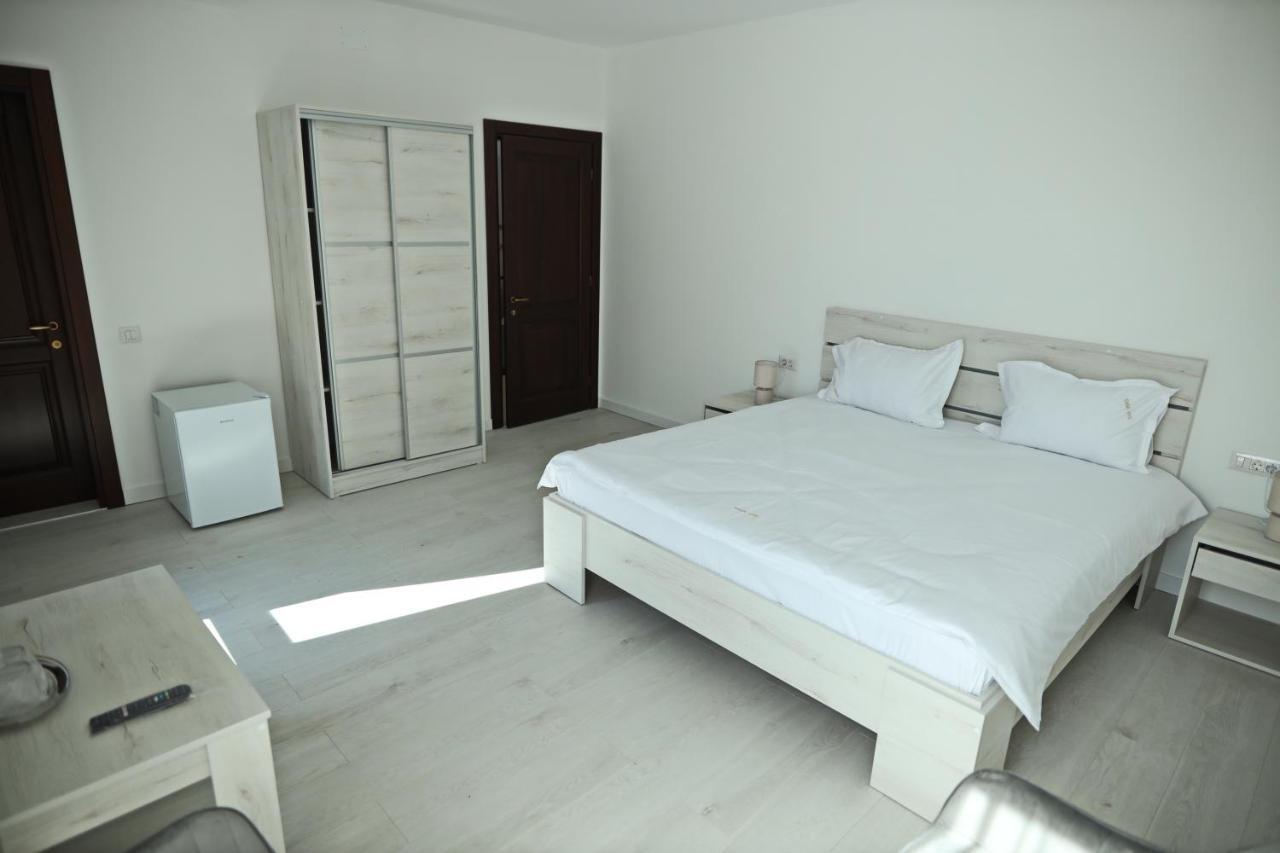 Apartament Casa Vys Piteszti Zewnętrze zdjęcie