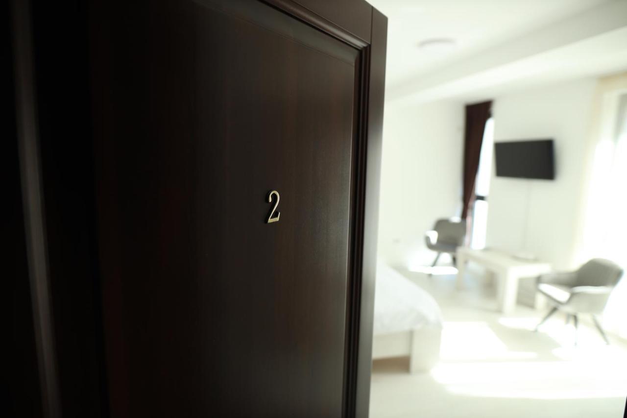Apartament Casa Vys Piteszti Zewnętrze zdjęcie