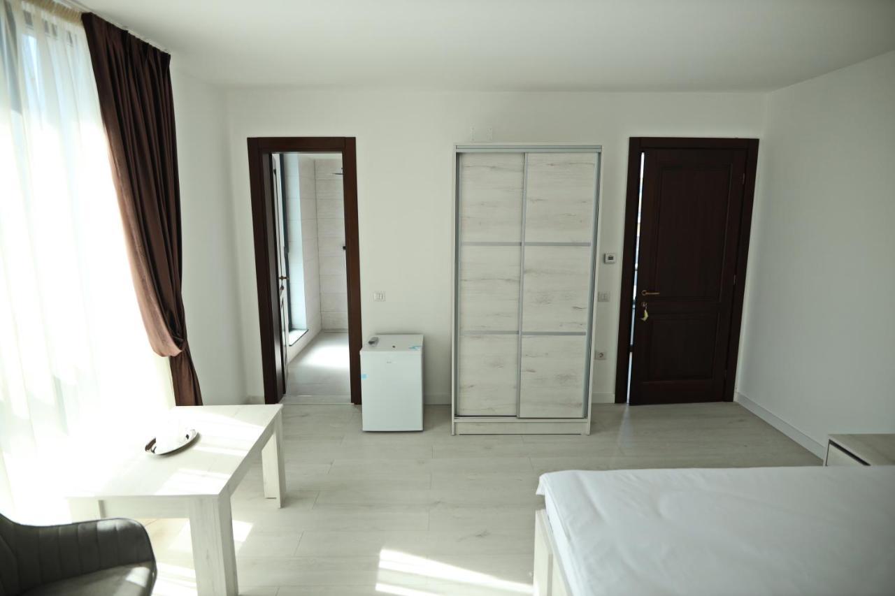 Apartament Casa Vys Piteszti Zewnętrze zdjęcie