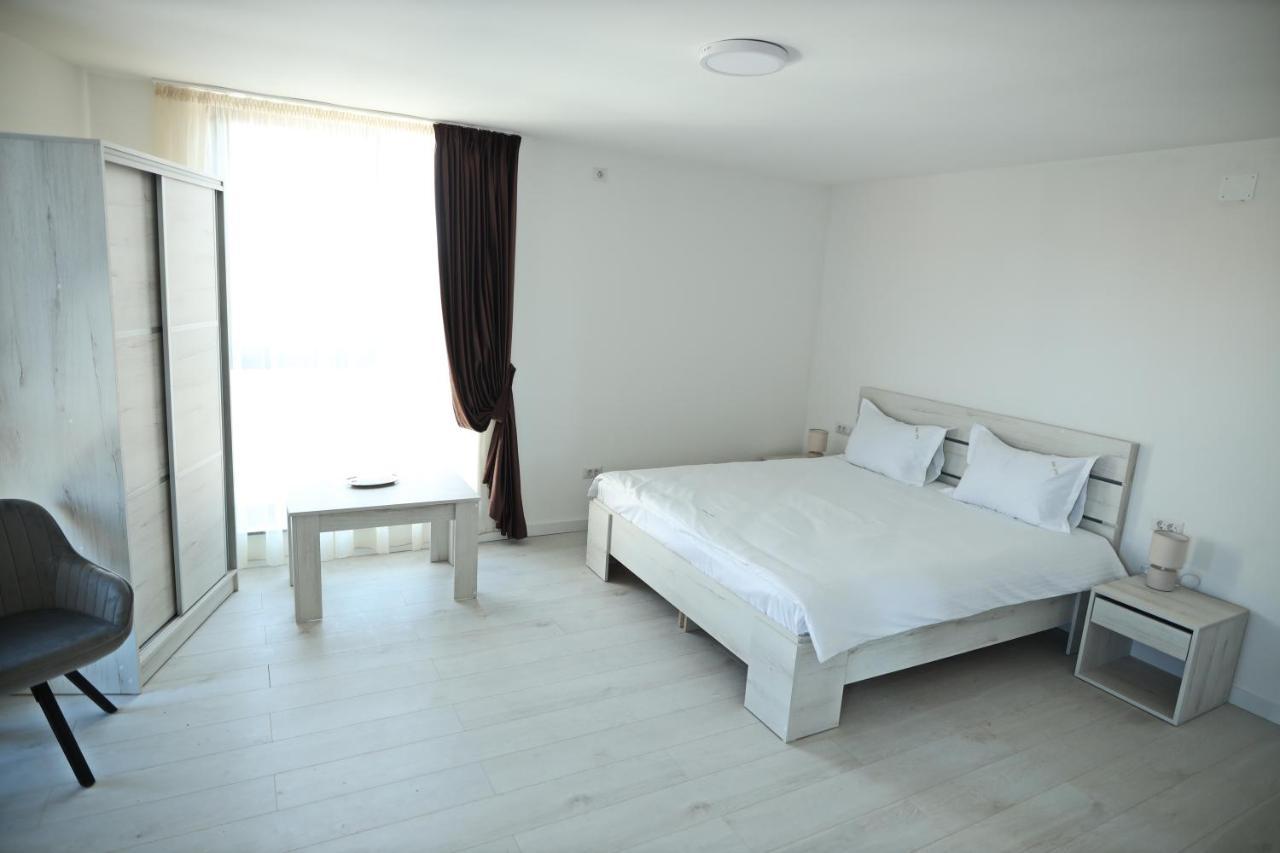 Apartament Casa Vys Piteszti Zewnętrze zdjęcie